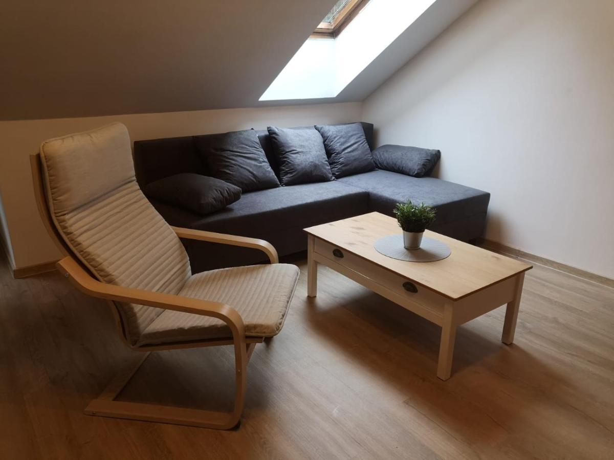 Apartment Attic ياخيموف المظهر الخارجي الصورة